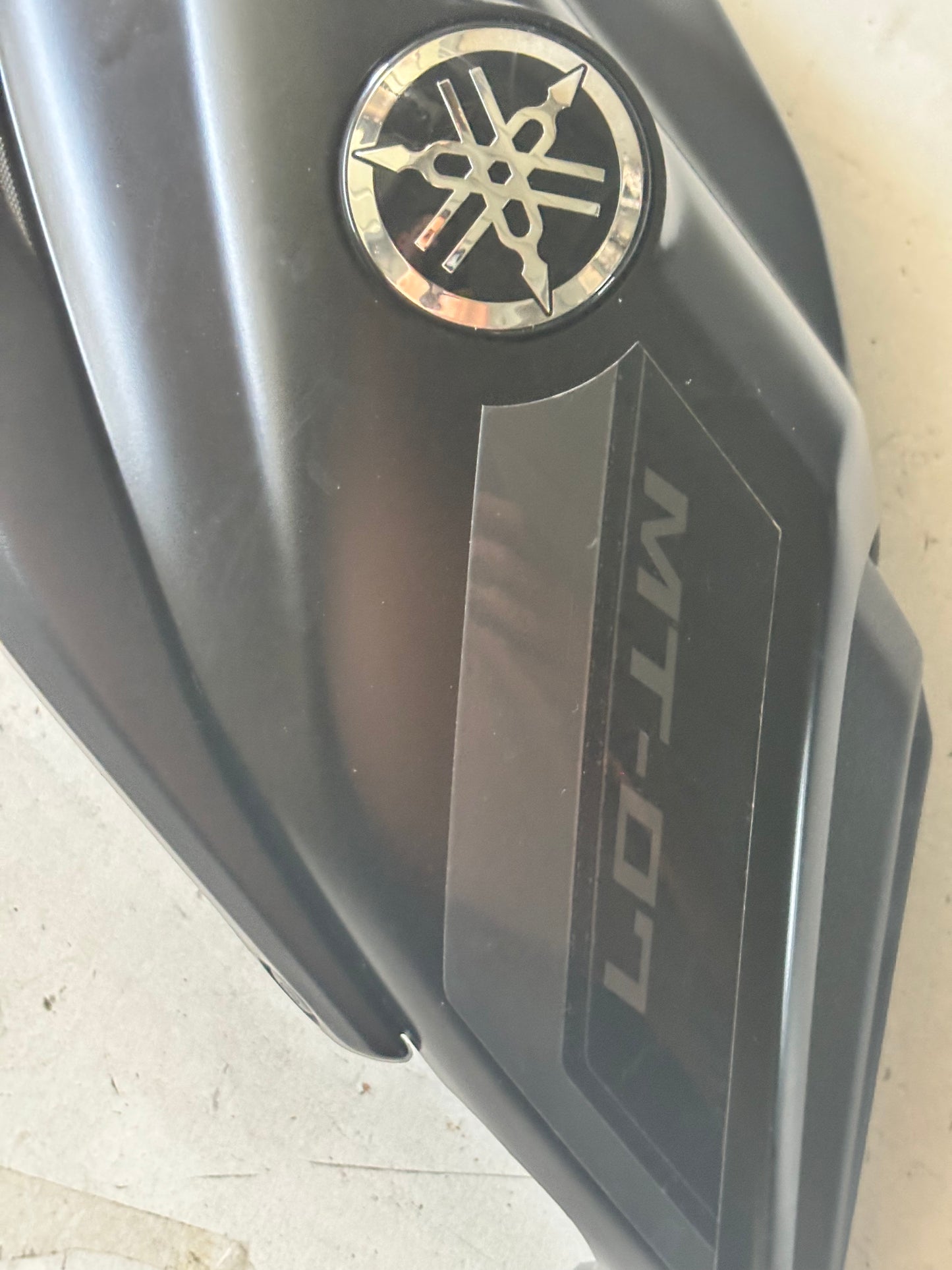 Ensemble Carénage coque écope réservoir droit/gauche Yamaha mt07 2021/2024