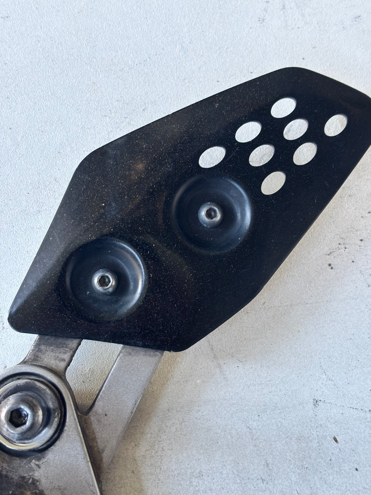 Platine support sélecteur gauche  yamaha mt 07 2014-2024