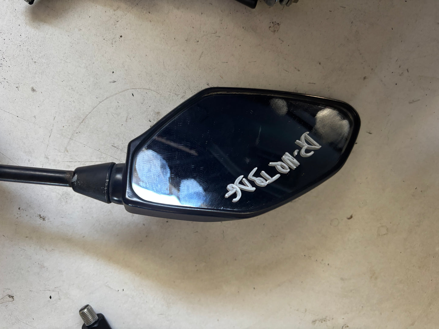 Linker Rückspiegel Yamaha Tracer / MT / XSR