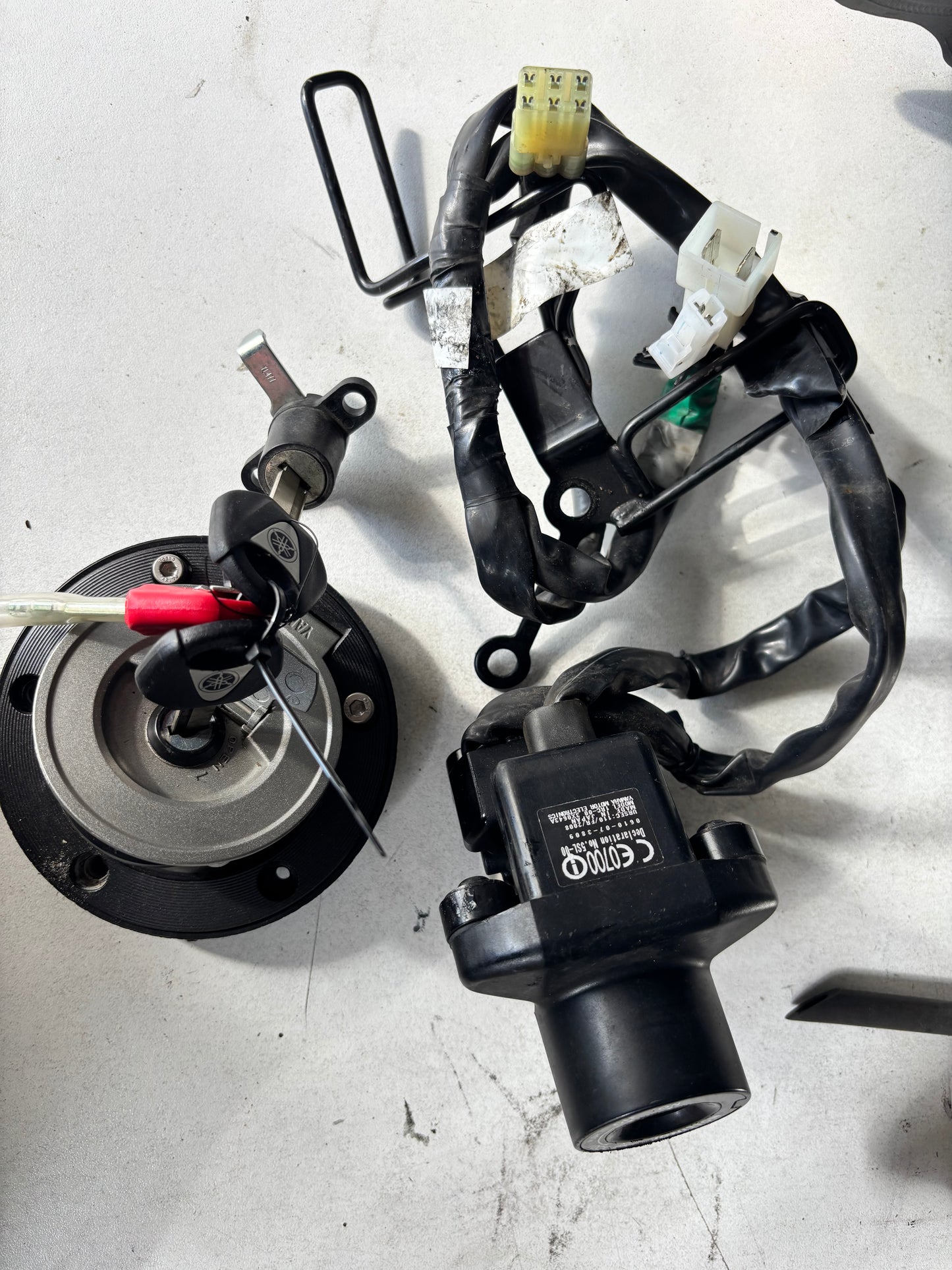 Kit serrure neiman trappe serrure 3 clé yamaha mt 09 2013-2020