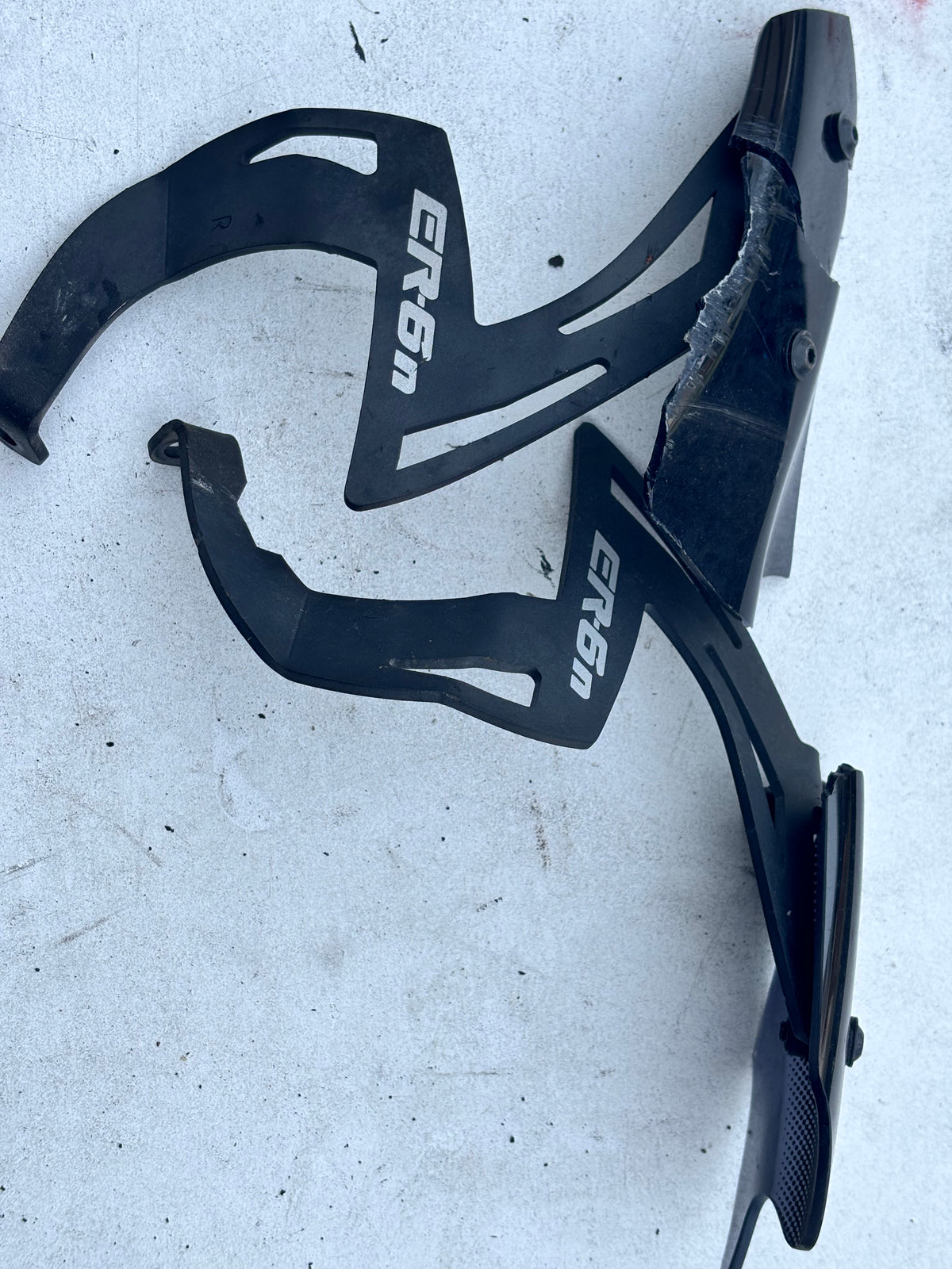 Support Bulle saut vent Kawasaki Er6n 2012-2016