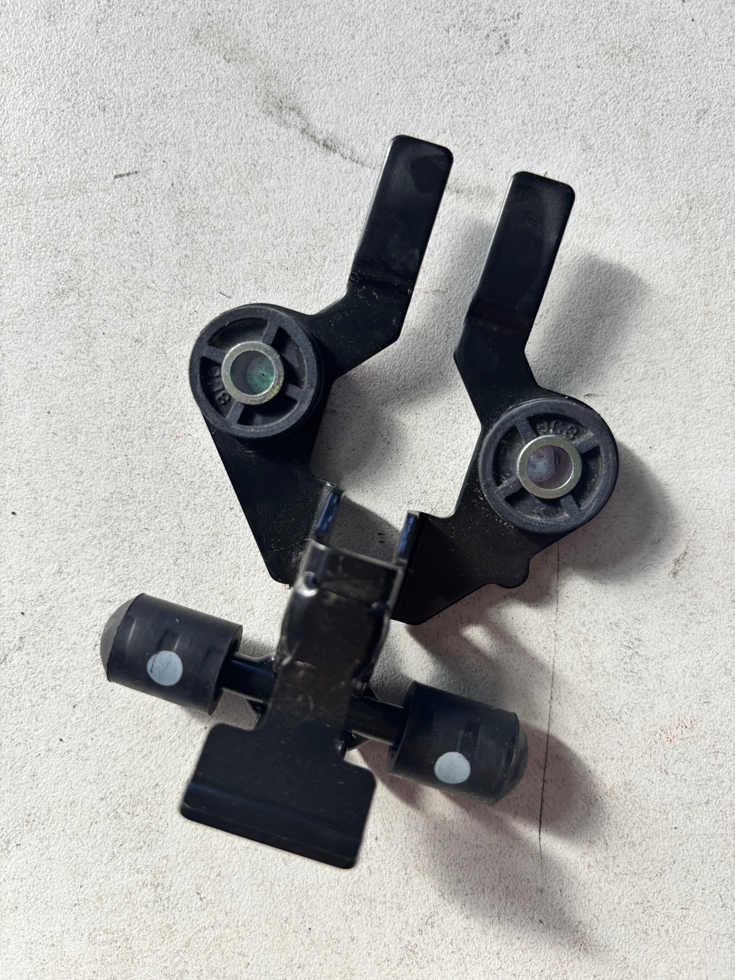 Support inferieur phare yamaha mt07 mt 07 2021/2024