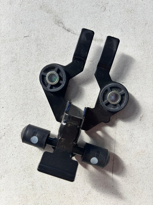 Support inferieur phare yamaha mt07 mt 07 2021/2024