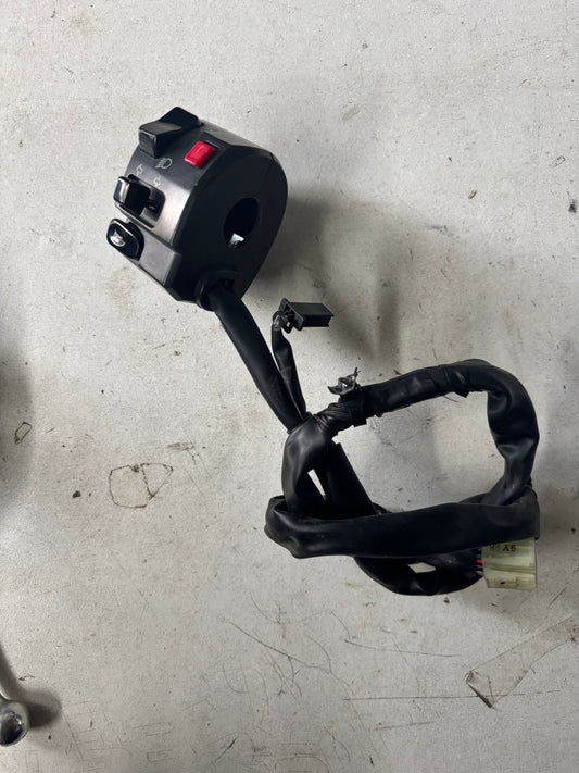 Commodo commutateur gauche yamaha Tenere 700 2019 à 2024 BW3839690000