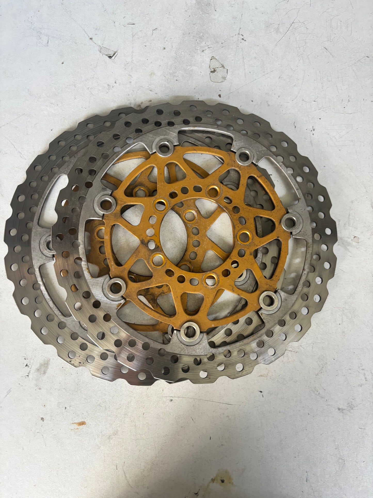 Disques frein avant  kawasaki er6n er6f sans abs