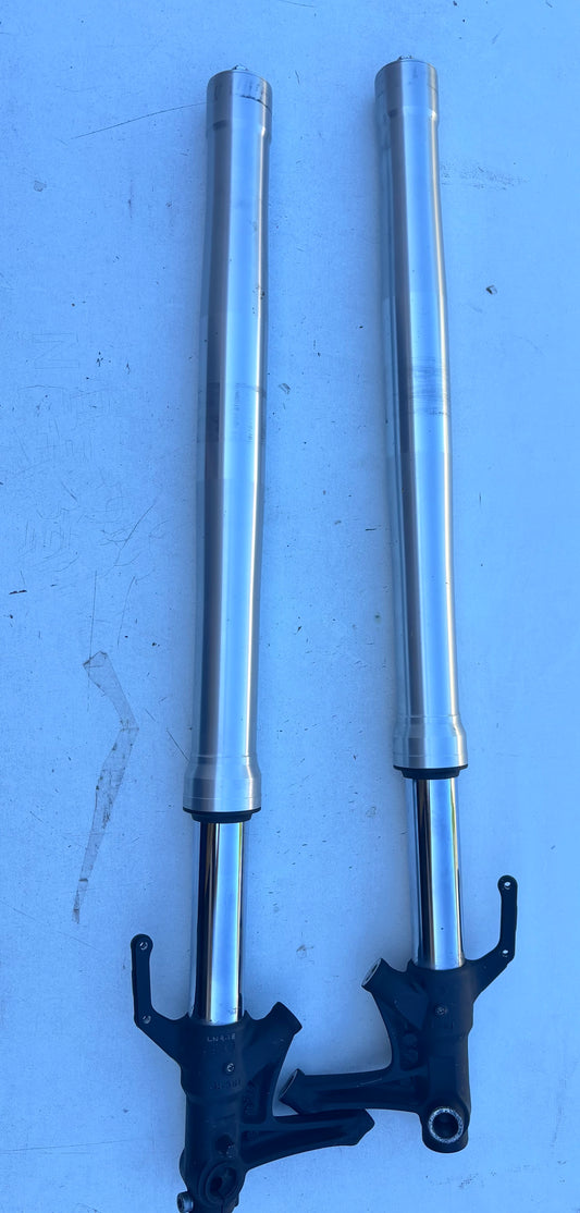 Fourche yamaha mt 09 2013-2016 sans abs