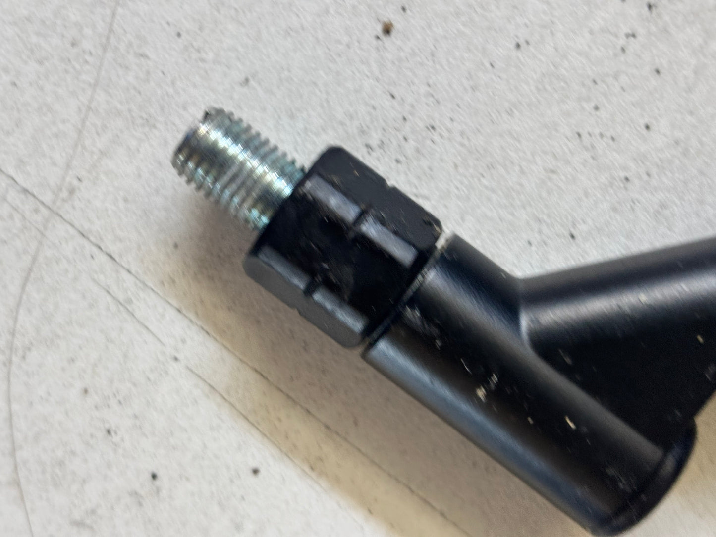 Support rétroviseur droit yamaha mt tracer xsr
