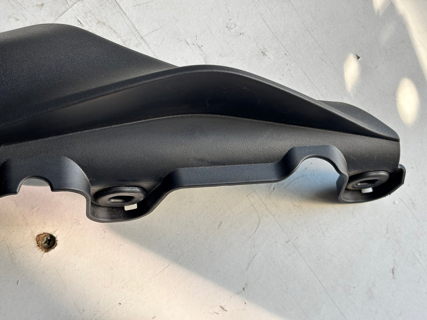 Coque arrière gauche yamaha mt 09 2021-2024