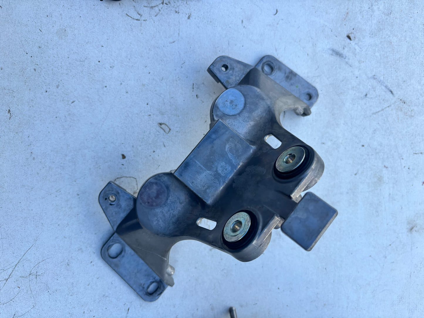 Platine Support réservoir selle yamaha Tenere 700 2019 à 2024 BW3241050100