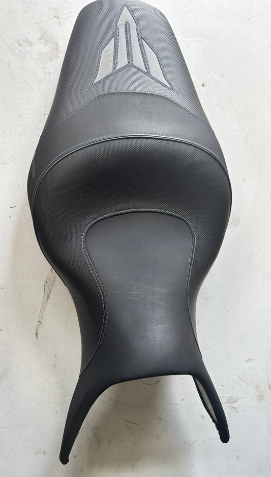 Selle confort yamaha mt09 mt 09 2017-2020 Yves moillo