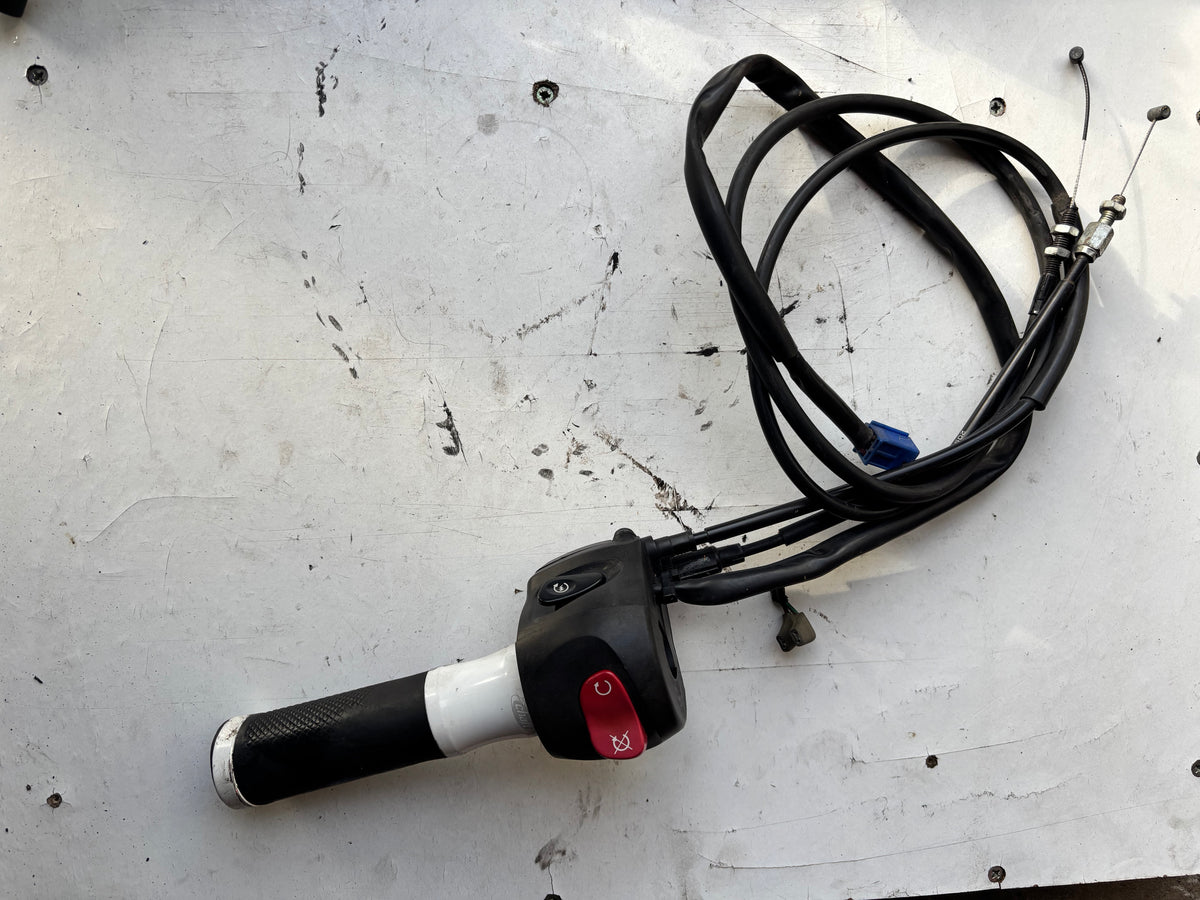 Poignée gaz accélérateur Yamaha Xj6 2009 à 2016