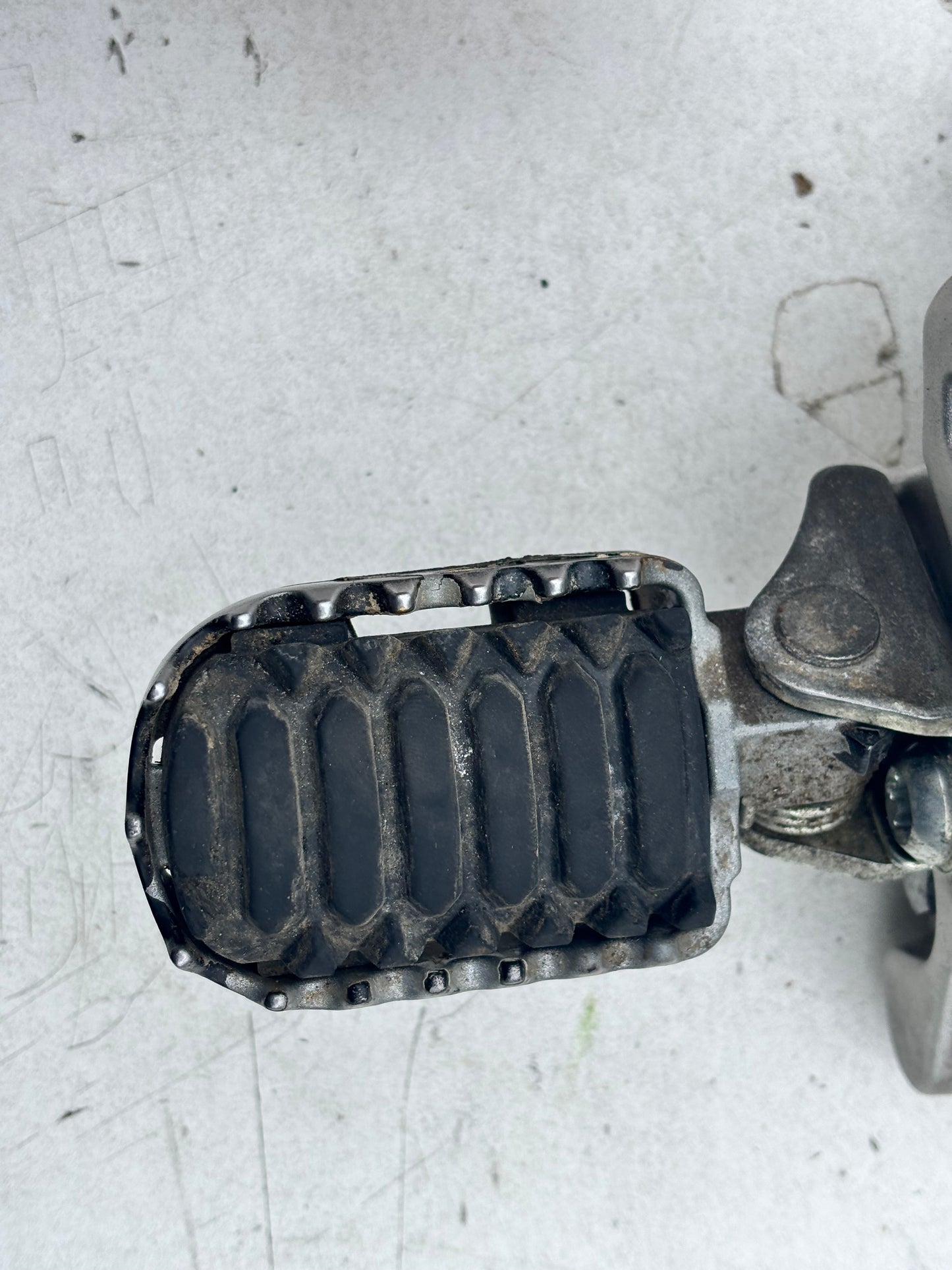 Platine sélecteur gauche yamaha Tenere 700 2019 à 2024