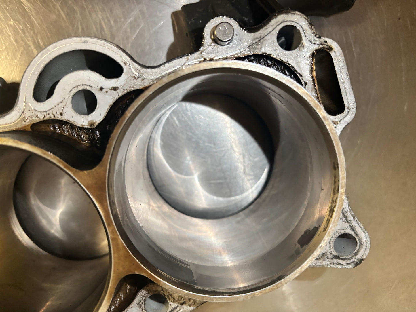 Bloc cylindre piston bielle Er6n Er6F 2012 à 2016