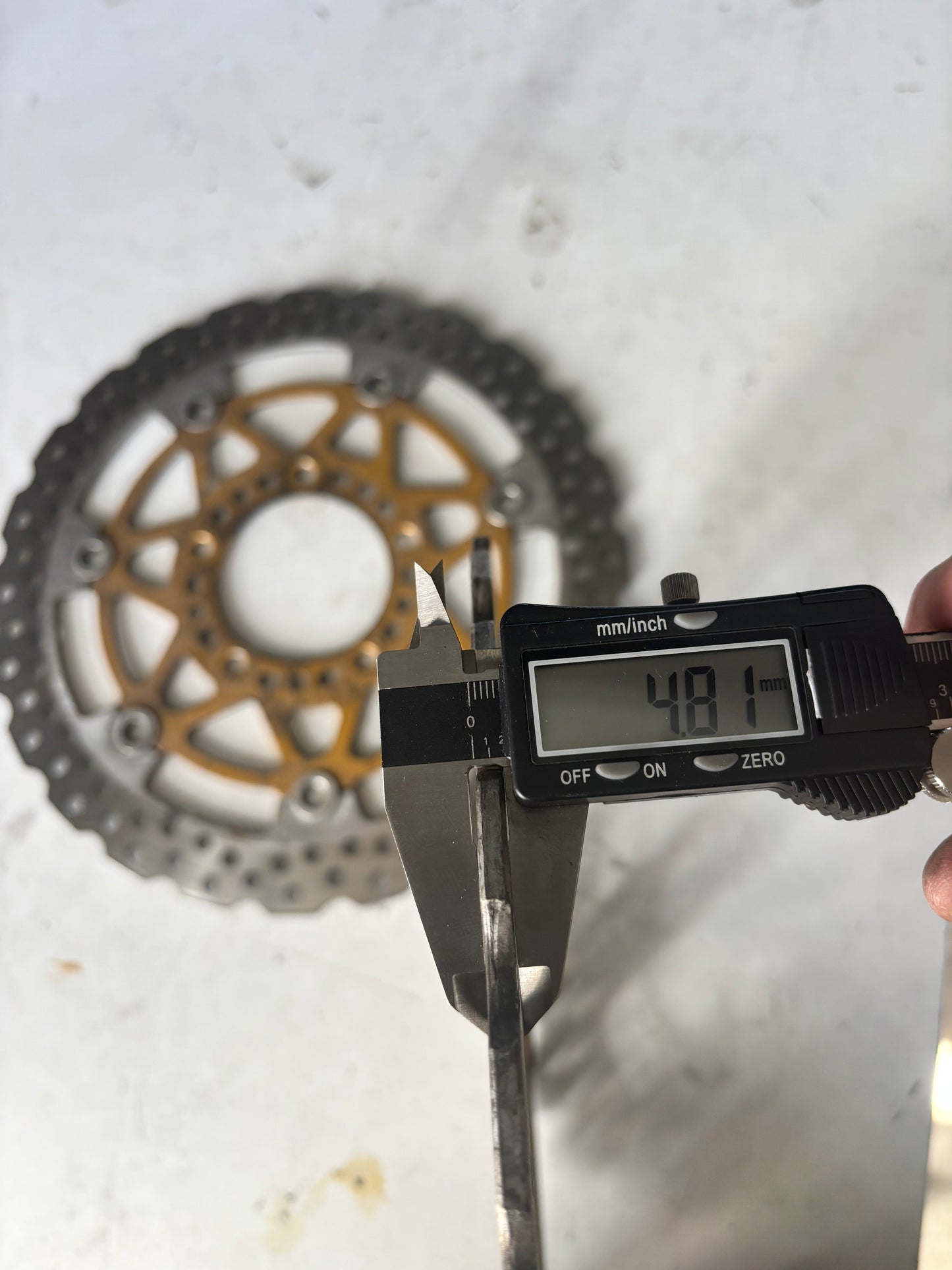 Disques frein avant  kawasaki er6n er6f sans abs