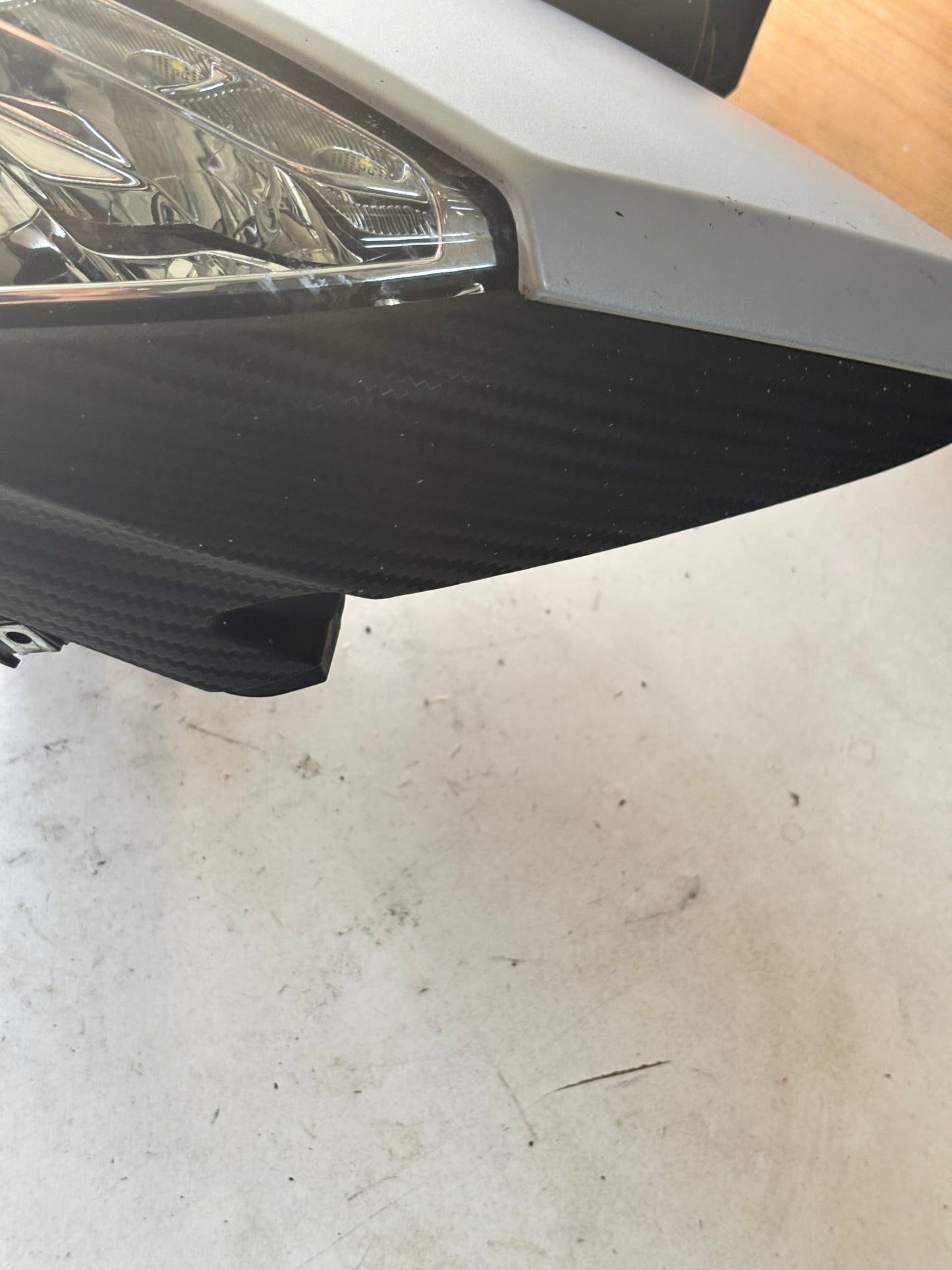 Verkleidungshalterung Spinnenoptik Scheinwerfer Yamaha Tracer 900 2015 bis 2017
