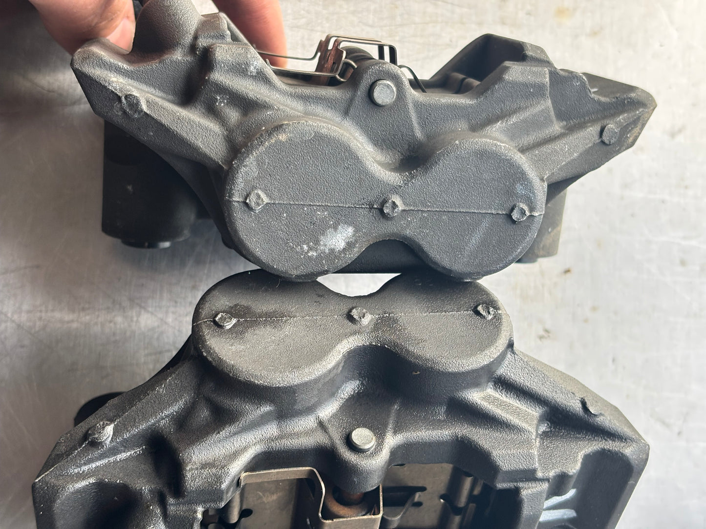 Étrier paire avant  yamaha mt 09 2021-2024