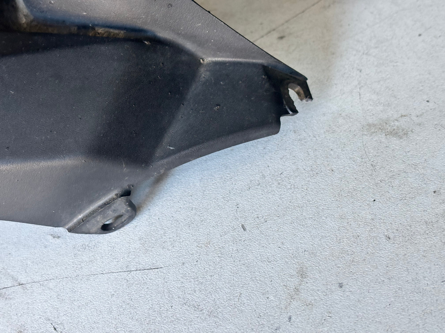 Protège chaîne lèche roue garde boue Yamaha mt07 2014/2020