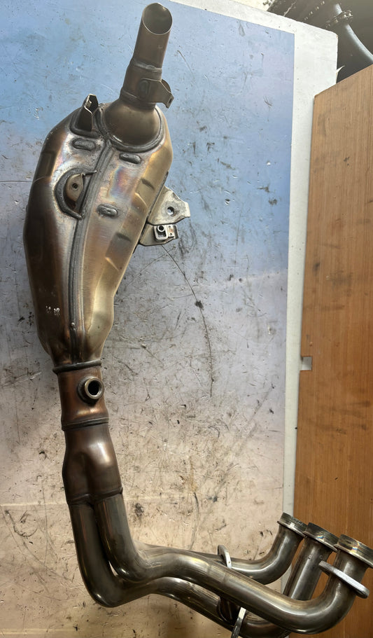Ligne échappement origine yamaha mt 09 2017-2020