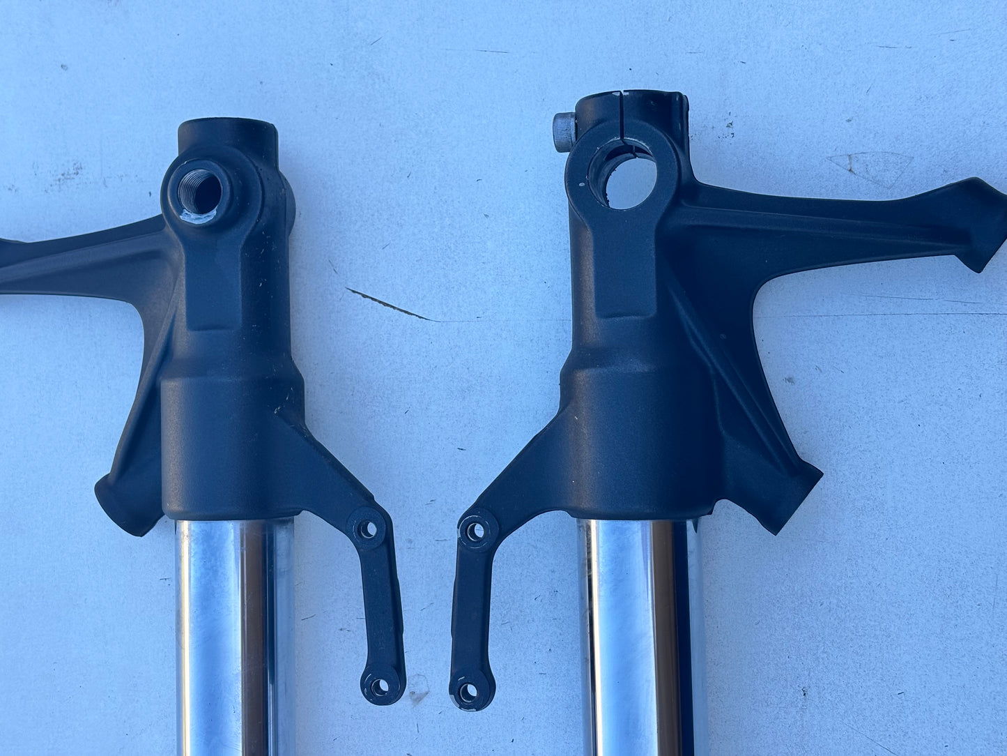 Fourche yamaha mt 09 2013-2016 sans abs