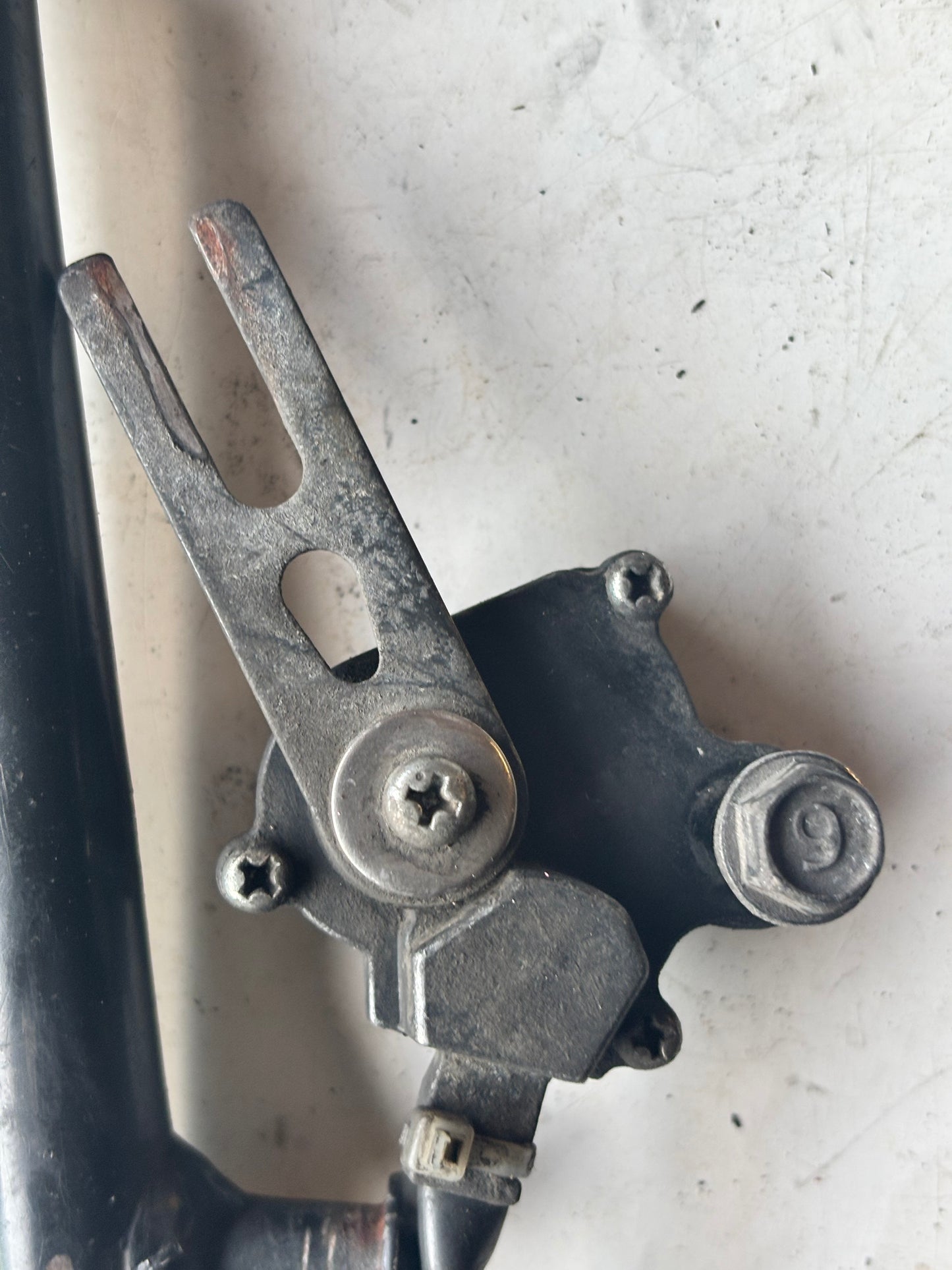Béquille et contacteur Kawasaki Er6n er6f