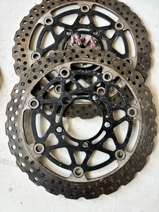 Paire disques de frein avant  Kawasaki zx6r 2009/2012