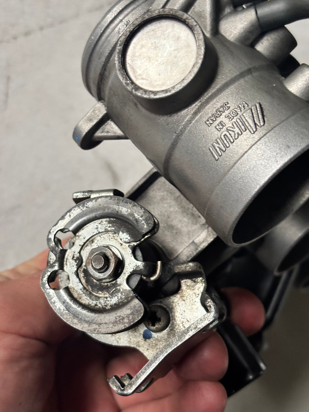 Rampe admission injection yamaha mt 09 et tracer 900 2013-2020