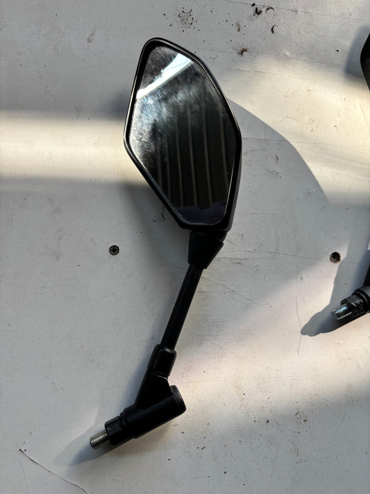 Rétroviseur gauche  yamaha mt 09 2021-2024