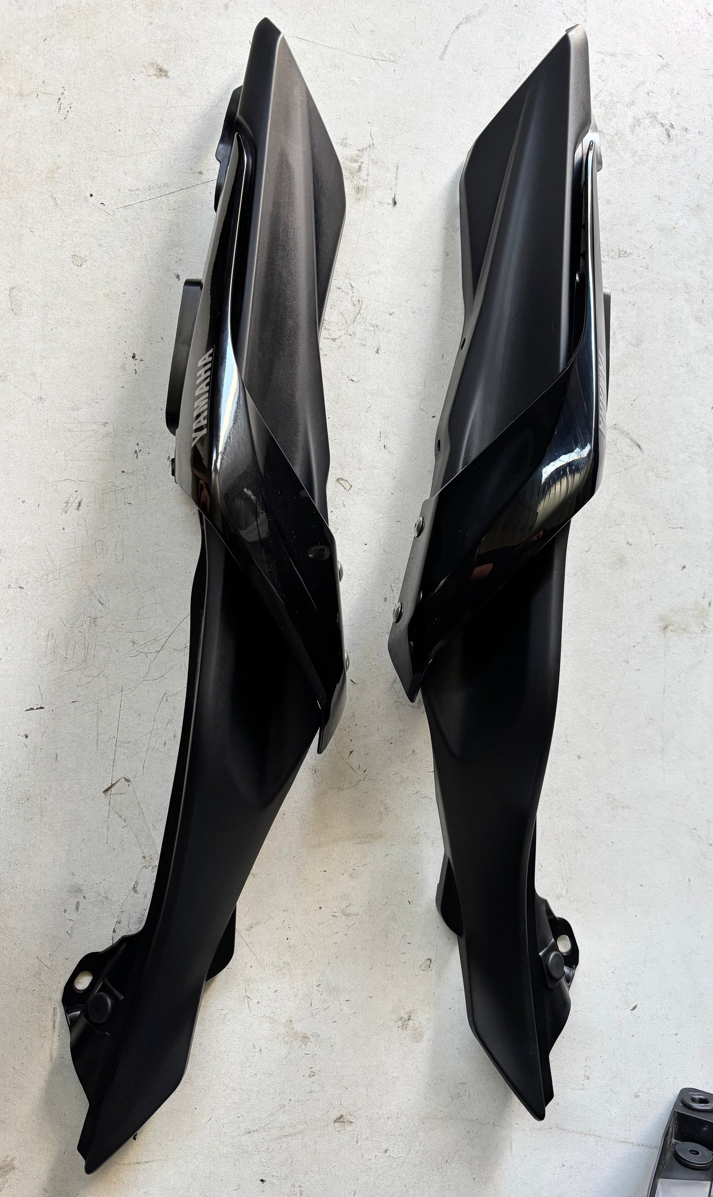 Carénage coque arrière droit et gauche Yamaha mt07 2021-2024