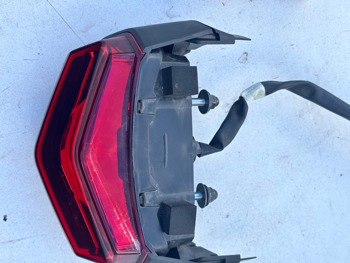 Feu arrière yamaha Tenere 700 2019 à 2024 BW3H47000100