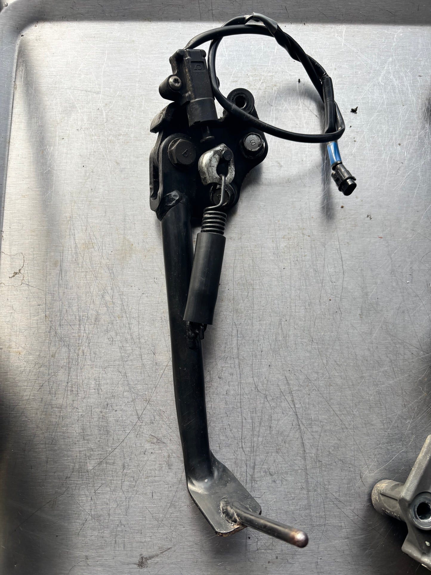 Béquille yamaha mt 09 2021-2024