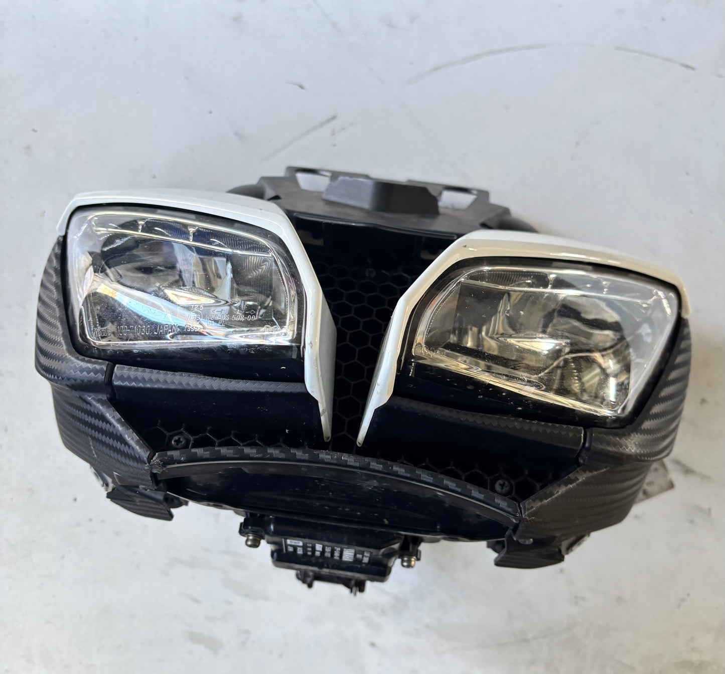 Verkleidungshalterung Spinnenoptik Scheinwerfer Yamaha Tracer 900 2015 bis 2017