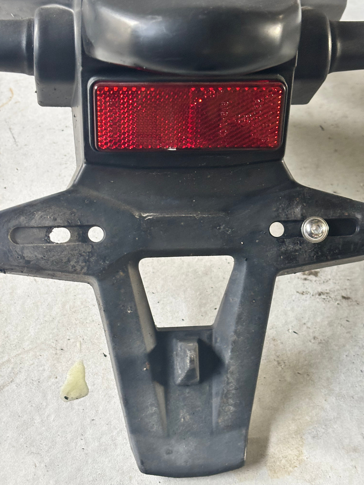 Support plaque immatriculation bavette  Yamaha tracer 900 2015/2020