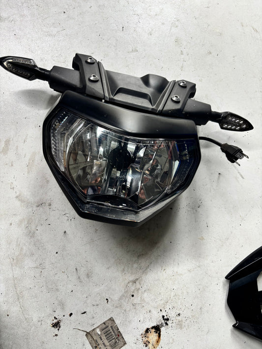 Phare optique tête de fourche  yamaha mt 09 2013-2016