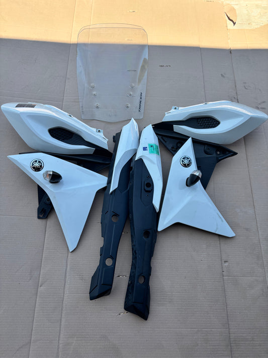 Kit carénage  yamaha tracer 900 2015/2017