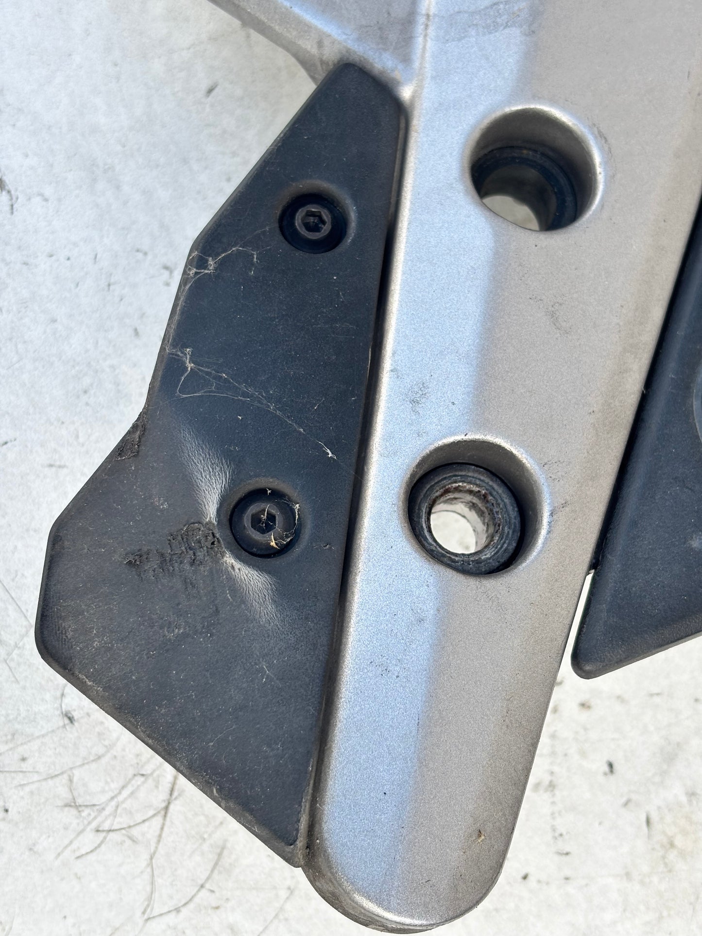 Platine droite Kawasaki Er6 N/F 2012 à 2016