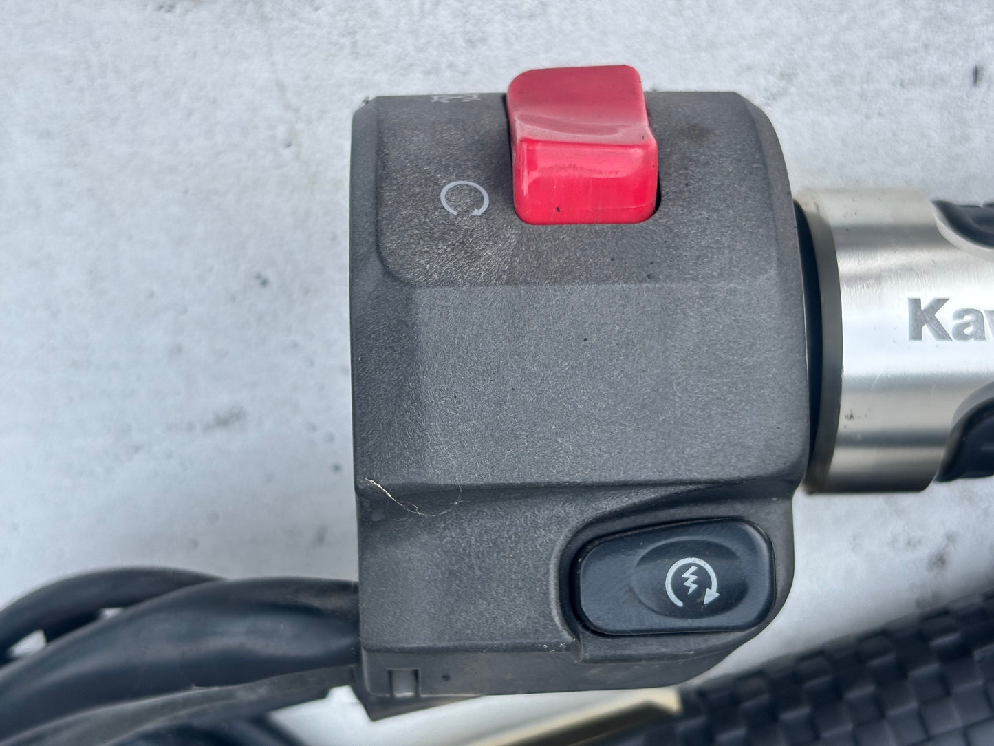 Poignée gaz tirage rapide comodo accélérateur droit Kawasaki Er6n 2005/2008