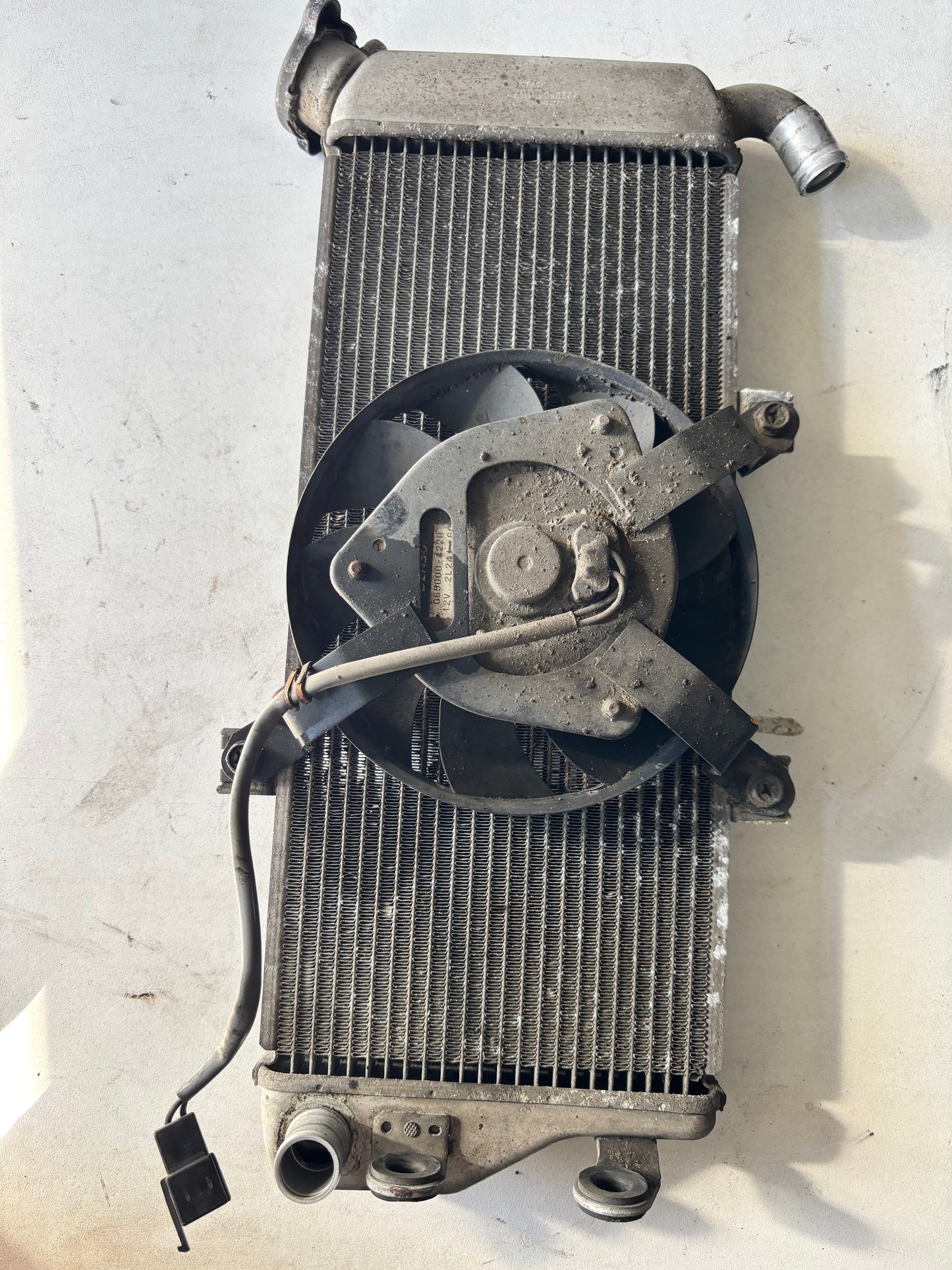 Radiateur ventilateur  Kawasaki Er6n er6f 2009/2011