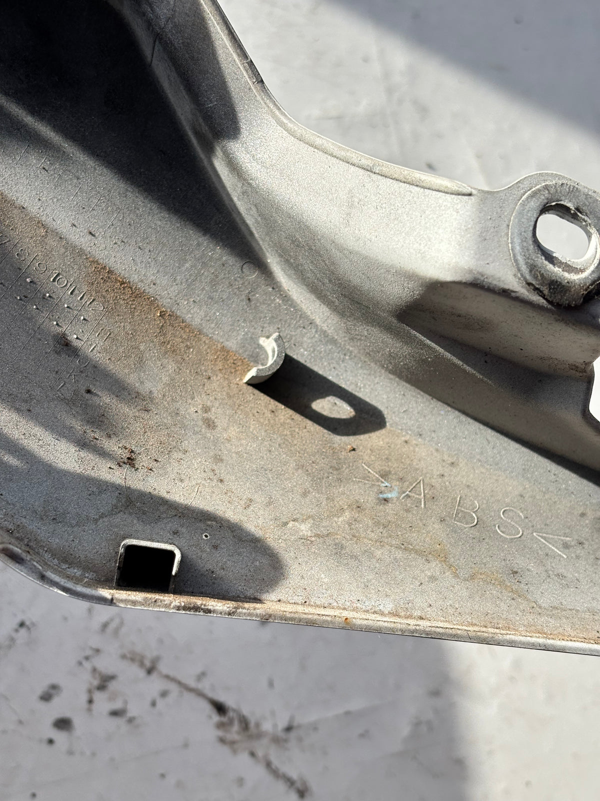 Coque carénage arrière gauche Yamaha Xj6 2009 à 2016