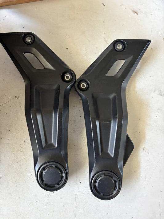 Paires protections cadre mt 07 tracer 700 alu noir 2014-2024