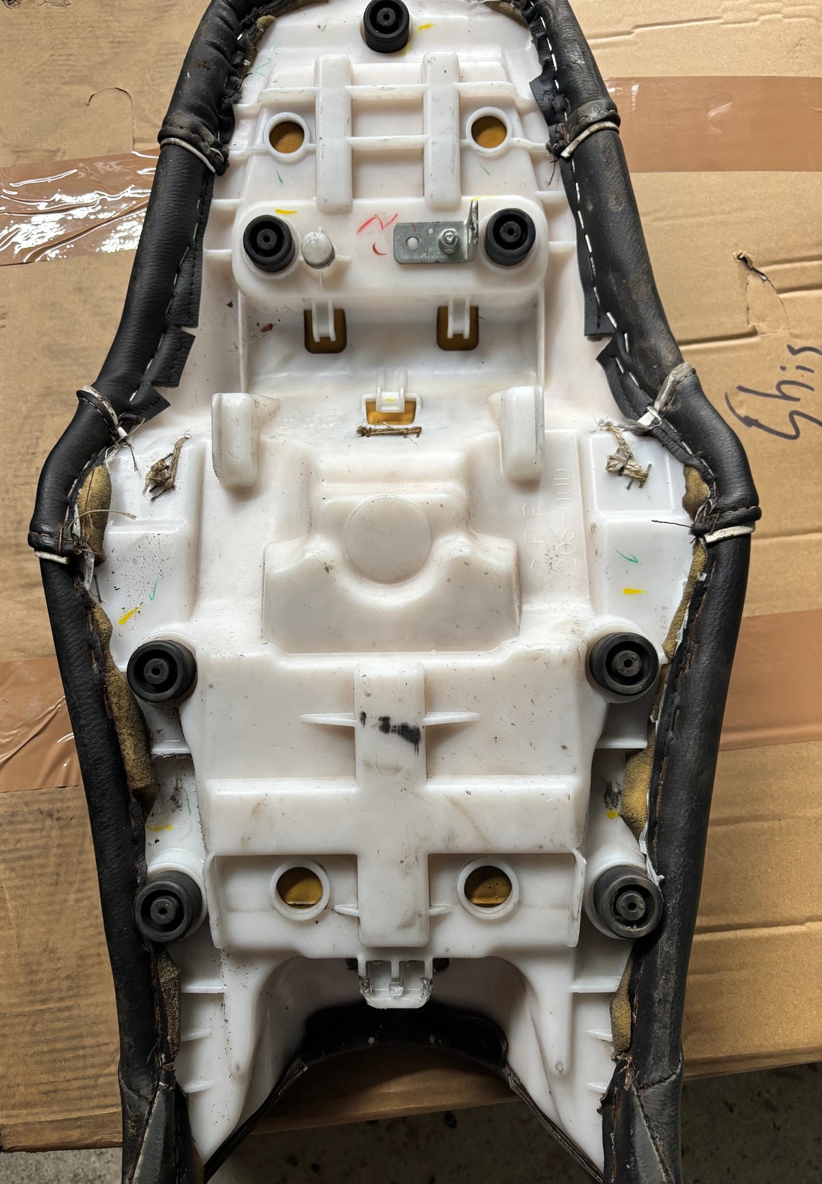 Selle confort Yamaha Xj6 2009 à 2016