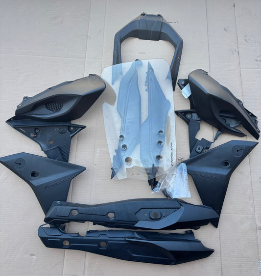 Kit carénage  yamaha tracer 900 2015/2017