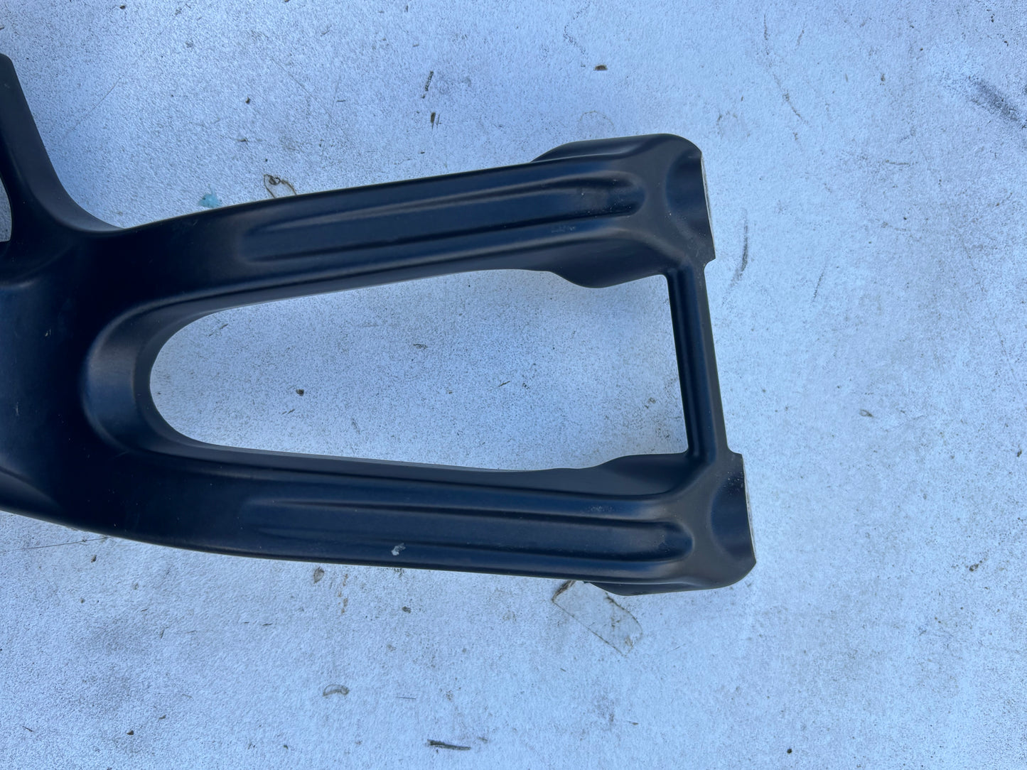 Platine arrière cale pied droit yamaha Tenere 700 2019 à 2024 BW3F742L0000