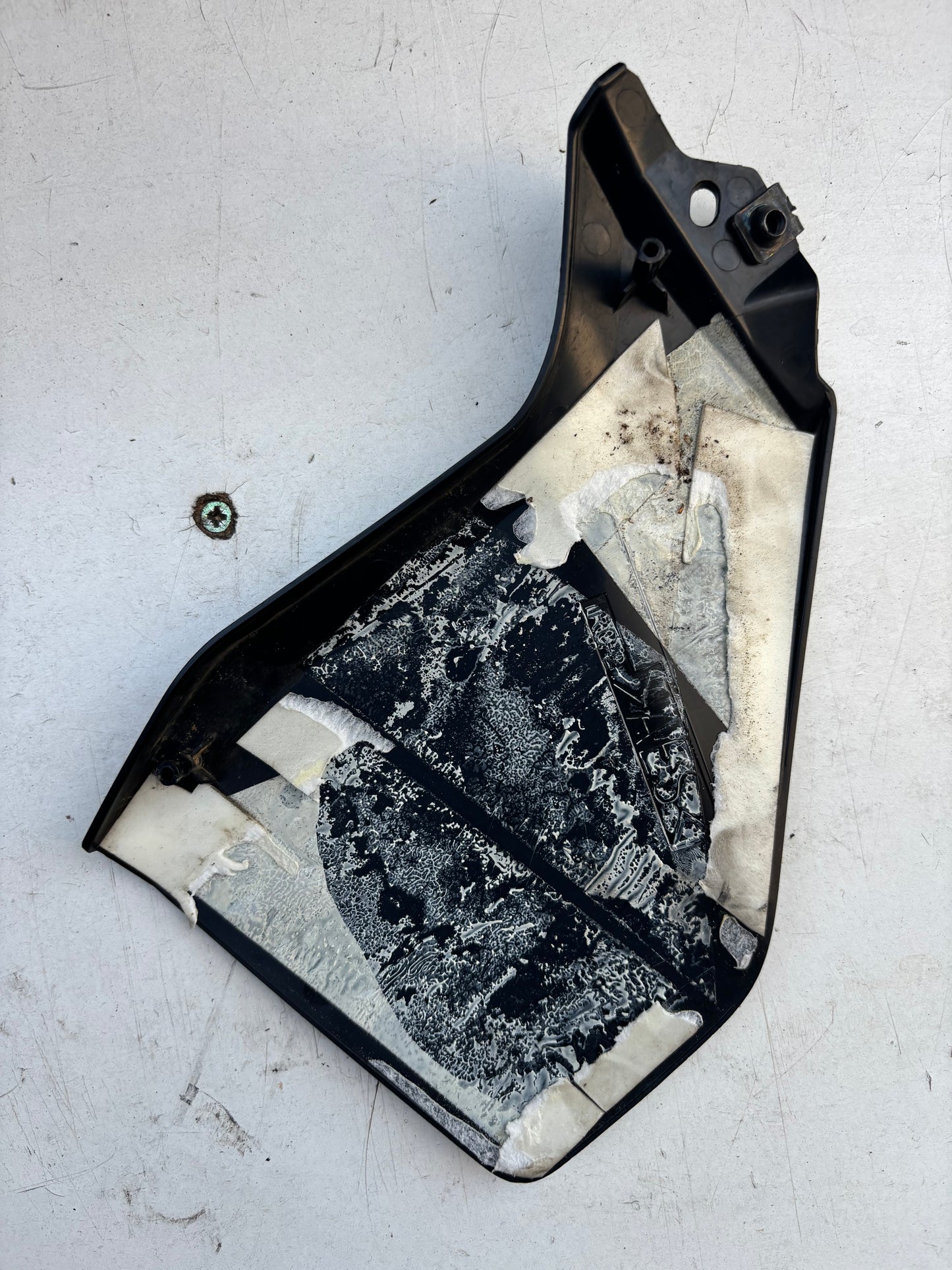 Pad protection réservoir latéral droit Yamaha mt09 mt-09 2013/2020
