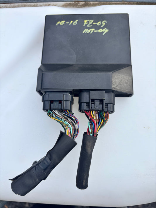 CDI ecu yamaha mt 09 2013-2016