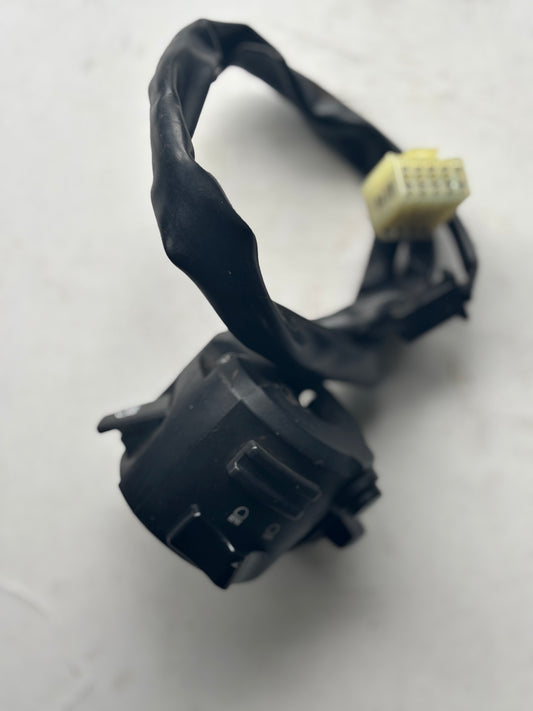 Commodo gauche phare commutateur Yamaha mt07 2014/2020