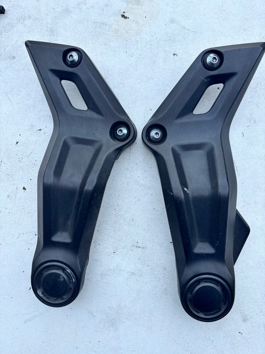 Paires protections cadre mt 07 tracer 700 alu noir 2014-2024