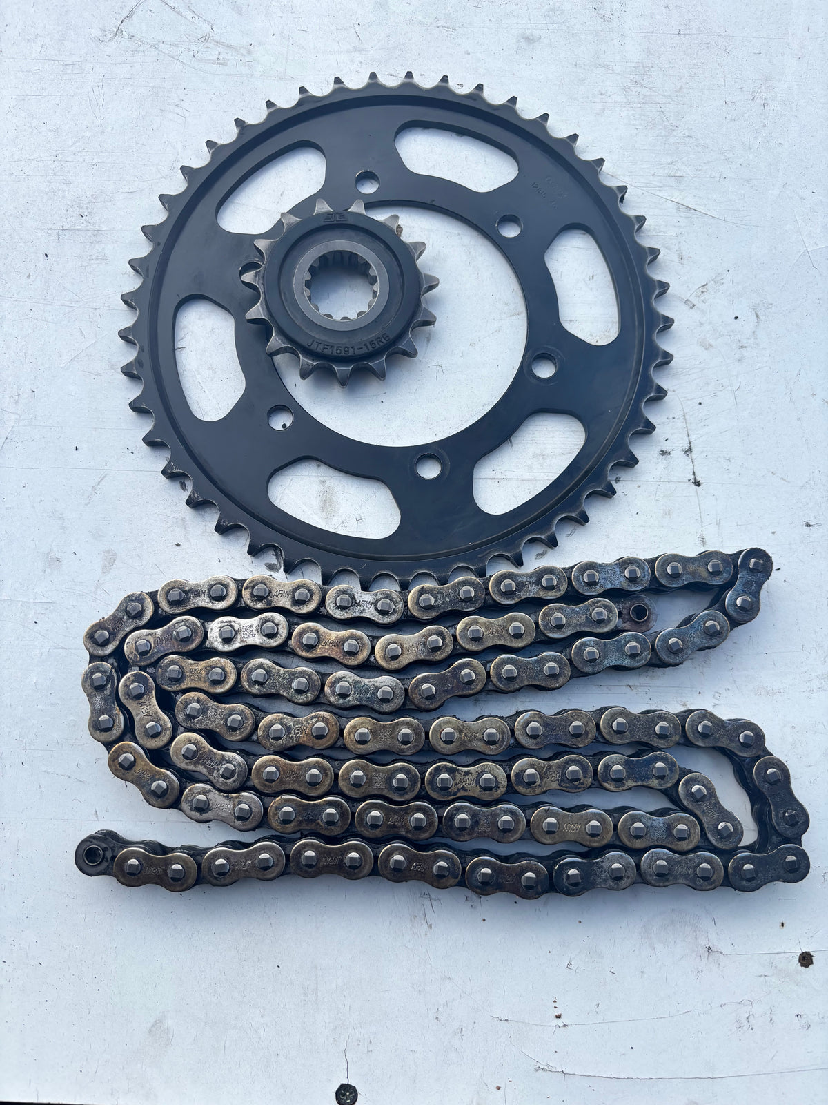 Kit chaine tracer 900  yamaha 2015-2017 15x45