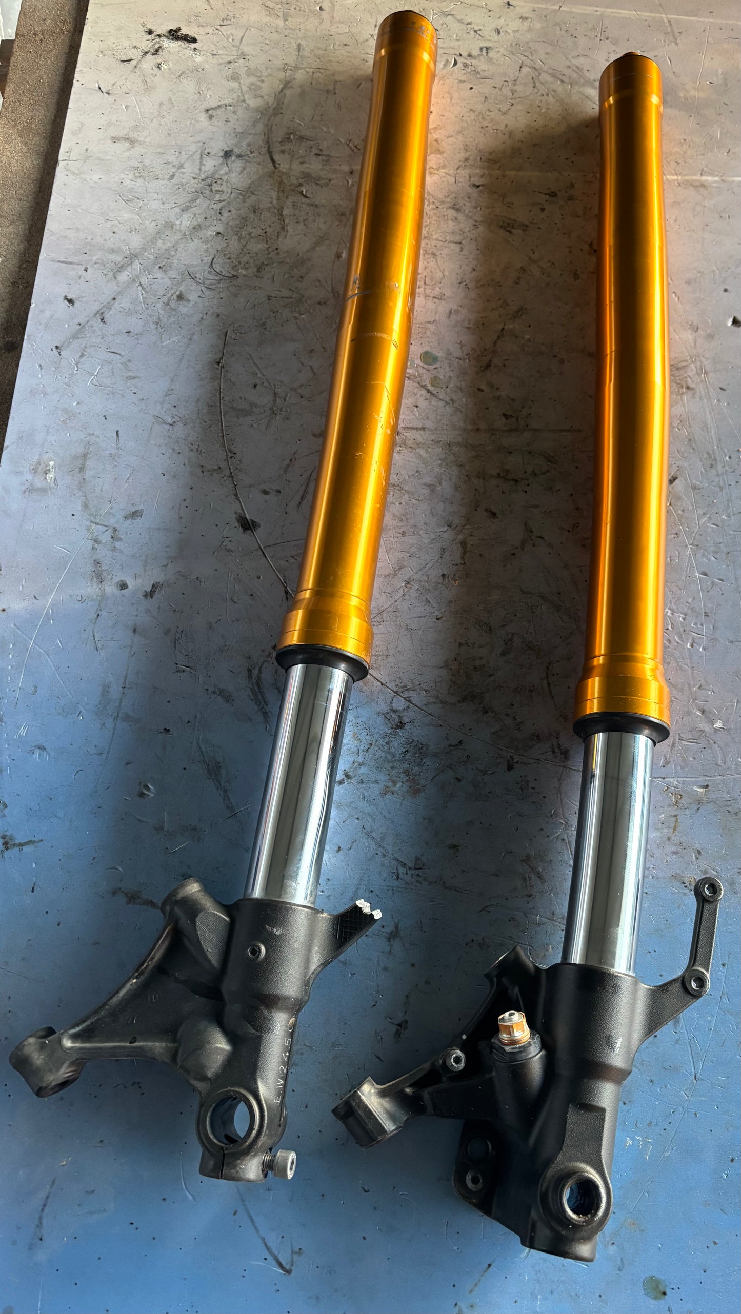 Fourche ABS yamaha mt 09 SP 2017-2020 POUR PIÈCES 🚨