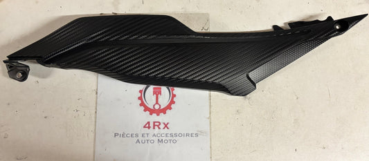 Cache latérale réservoir gauche  yamaha tracer 900 2015/2017 2PP241290100