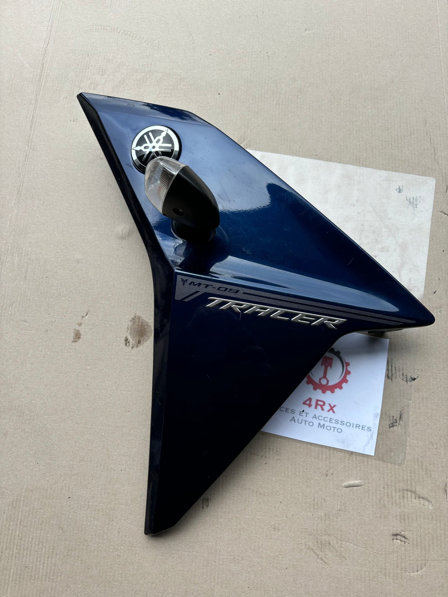 Flanc support Gauche yamaha tracer 900 2015/2017